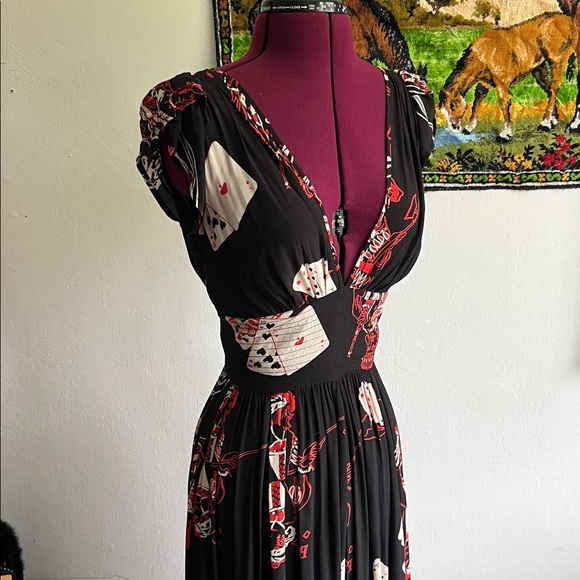 Trashy diva queen of hearts dress - Picture 1 of 9